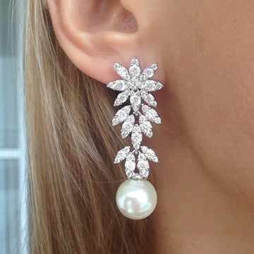Huitan Flower with Imitation Pearl Long Dangle Earrings for Women Aesthetic Engagement Wedding Accessories Luxury Trendy Jewelry