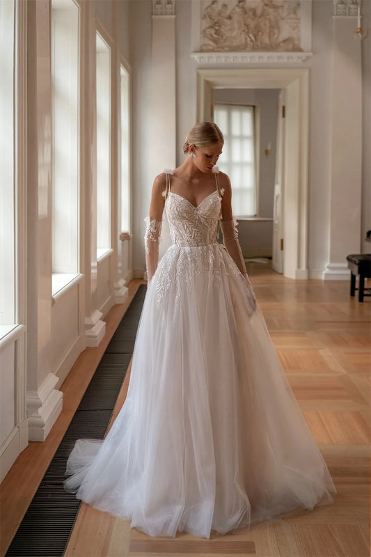 Sexy Spaghetti Straps V-neck Lace Applique Bridal Grown A Line Wedding Dresses Sweep Train 2025 Vestido De Noival