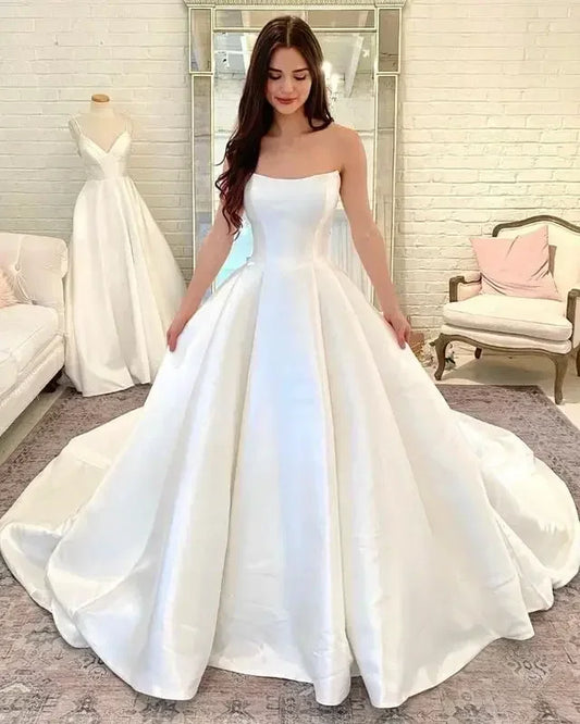 Customzied  Satin Wedding Dresses Detachable Shoulder Simple Brdail Gowns Strapless robe de mariée Plus Size Marriage Outfits