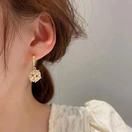 Exquisite Gold Plated Dangle Earrings for Women Imitation Pearl Piercing Drop Earring Women Party Gift Fashion Jewelry Accessory
